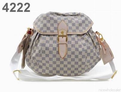 LV handbags381